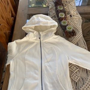 Lululemon size 8- Cotton / fleece hoodie- near new